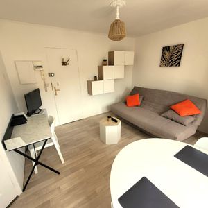 Location Appartement 1 pièce 20m² BOULOGNE SUR MER 62200 - Photo 2