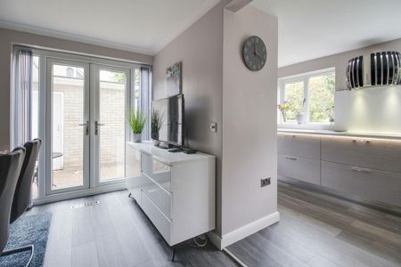 4 bedroom property to rent - Photo 4