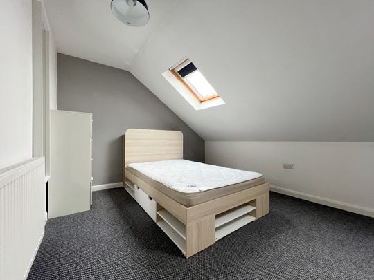 Coburn Street, Cathays - Photo 1