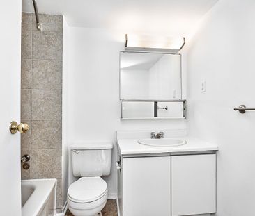 For Lease - 1450 Glen Abbey Gate Unit# 221, Oakville, Ontario - Photo 2