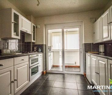 3 bedroom terraced house to rent - Photo 5