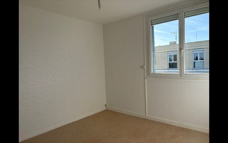 Location Appartement 5 pièces 75 m² La Châtre - Photo 4