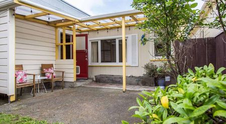 Welcome to Berhampore. - Photo 5