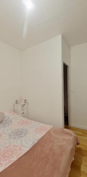 Location Appartement 1 pièce 27m² LA ROCHE POSAY 86270 - Photo 1