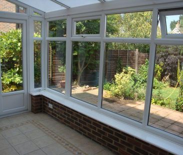 2 bedroom link detached house to rent - Photo 3