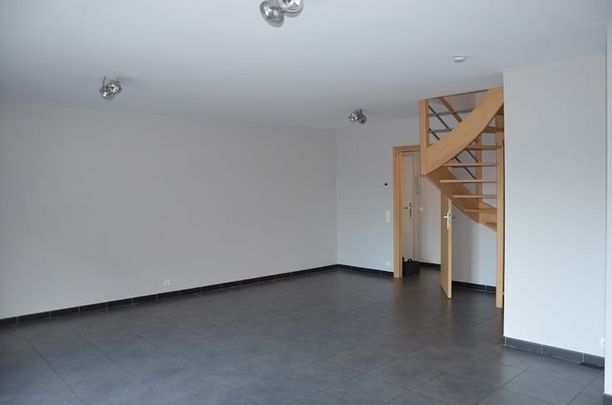 Appartement te huur - Photo 1