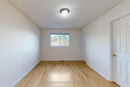 For Lease - 427 Ravineview Way, Oakville, Ontario - Photo 5