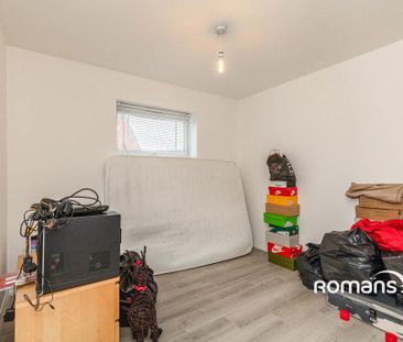 4 bedroom detached house to rent - Photo 6