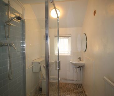 4 bed Mid Terraced House for Rent - Photo 5