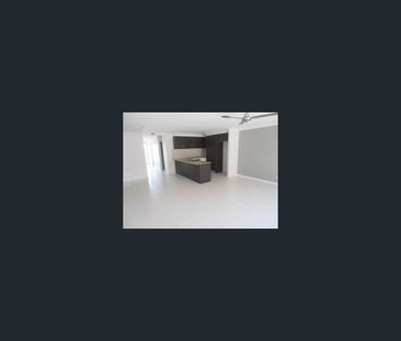2/1 Warilla View Blacks Beach Qld 4740, Blacks Beach, Qld 4740 - Photo 1