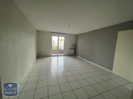 Appartement à louer 2 pièces 46.8m² - Photo 2