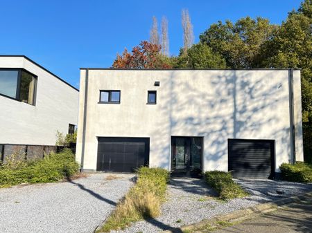 ROOSDAAL: ruime, stijlvolle villa met 3 slaapkamers, bureau en tuin - Foto 2