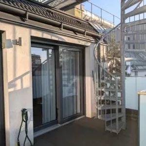 Nachmieter gesucht zum 01.11. oder 15.11.2026 | Helle DG-Wohnung mit zwei Sonnen-Terrassen in Wien-Liesing - Photo 2