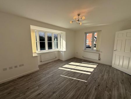 3 bedroom semi-detached house to rent - Photo 2