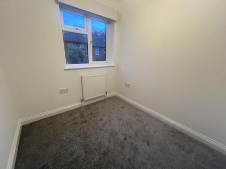 3 bedroom detached house to rent - Photo 4