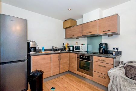 1 bedroom flat to rent - Photo 5