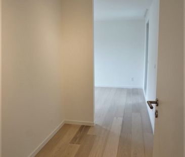 Uitzonderlijk villa-appartement met 3 kamers en 2 staanplaatsen - Photo 6