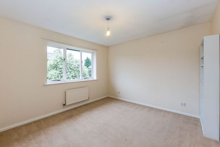 Baldwin Crescent, Guildford, GU4 - Photo 5