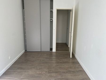 APPARTEMENT T5 A LOUER - Photo 2