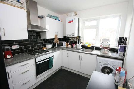 Portelet Street, E1 - Photo 4