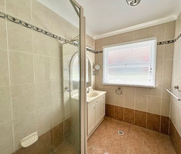 Well Presented Family Home in Great Location! - Photo 6