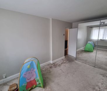 1 Bed Flat, Thornhill Gardens, IG11 - Photo 1