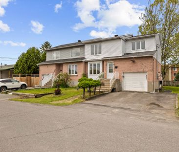 Maison à étages - 5605 Rue Alexandre - Photo 1