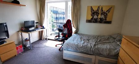 6 bedroom townhouse to rent - Photo 4