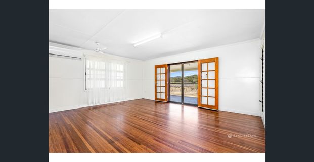 Rural living but only looking after a house block. - Photo 1