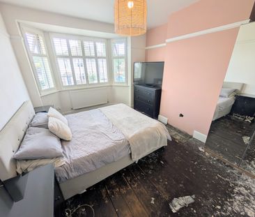 A 3 Bedroom Semi-Detached - Photo 6