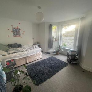 16 Napier Terrace, Basement - Photo 2