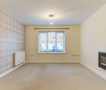 Wardle Gardens, Leek, Staffordshire, ST13 - Photo 1