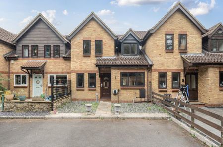 Stoughton Road, Guildford, Surrey, GU1 - Photo 2