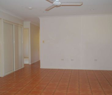 33 Jenkinson Drive, Annandale QLD 4814 - House For Rent - $600 | Do... - Photo 4