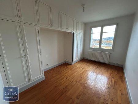 Appartement à louer 4 pièces 67.21m² - Photo 3