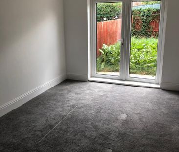 3 bedroom link detached house to rent - Photo 6