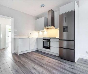 Hetherington Road, Shepperton, Surrey, TW17 - Photo 4