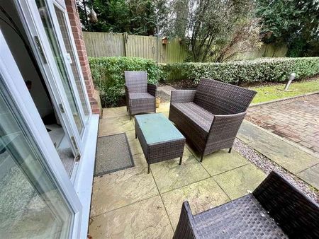 Beaufoys Avenue, Ferndown, BH22 - Photo 4