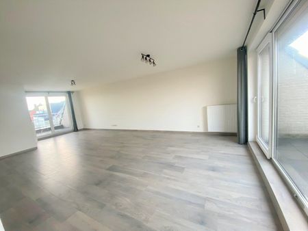 Modern appartement met 2 slaapkamers en prachtig verzicht - Photo 3