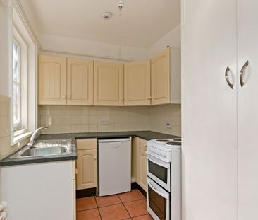 2 bedroom cottage to rent - Photo 1