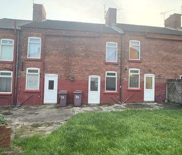 Flaxpiece Road, Clay Cross, Chesterfield, S45 9HB - Photo 1