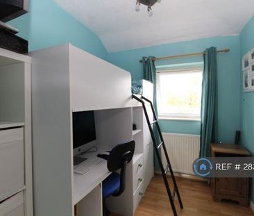 3 bedroom terraced house to rent - Photo 4