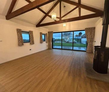 Law Lane, Drayton, Langport, Somerset, TA10 - Photo 1