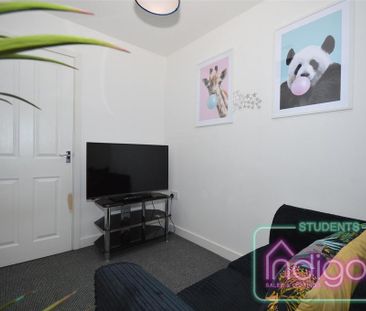 5 bedroom house to rent - Photo 1