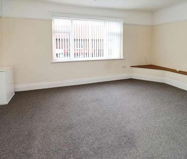 Allport Lane, Bromborough, CH62 - Photo 6