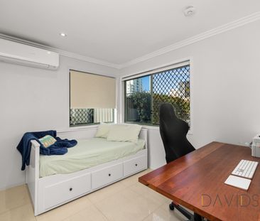 8/3 Bradford Street, Labrador QLD 4215 - Townhouse For Rent | Domain - Photo 4