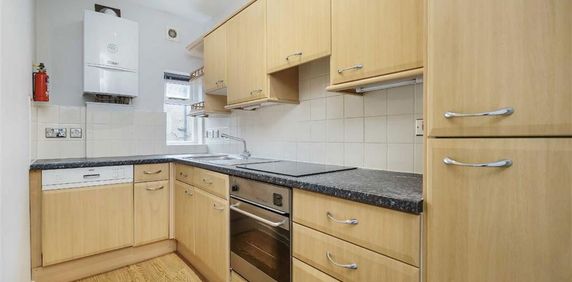 Studio to rent - Photo 2