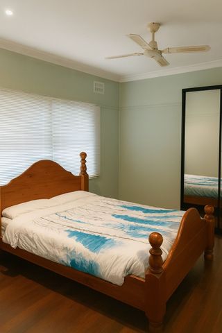 Lovely Family Home in Prime Location! - Photo 4