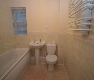 Scotts House, Cricklade Street, Old Town, SN1 - Photo 3