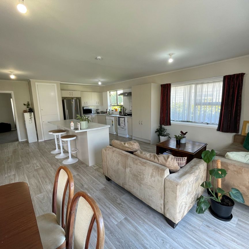 Central Living with Comfort & Convenience - Photo 1